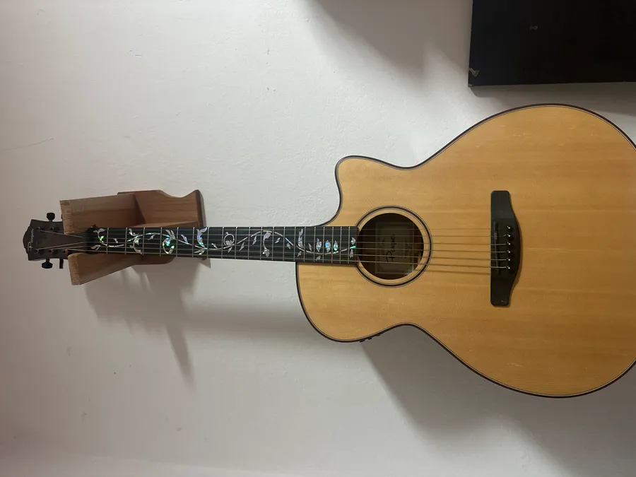 Guitarra electroacústica 